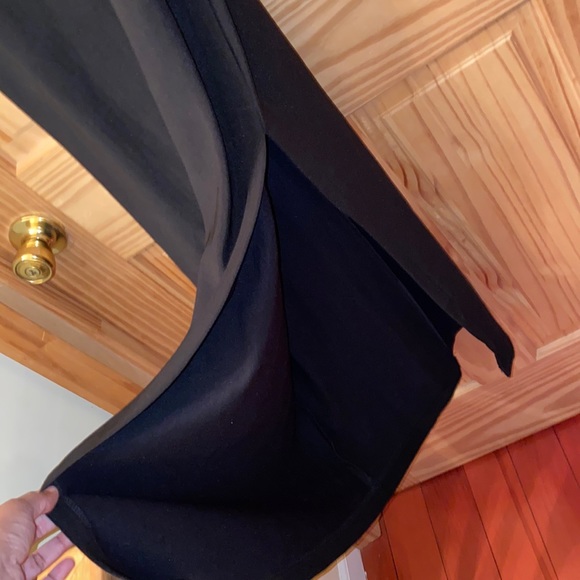 HOST PICK! Women’s black maxi dress (L) - Picture 3 of 10